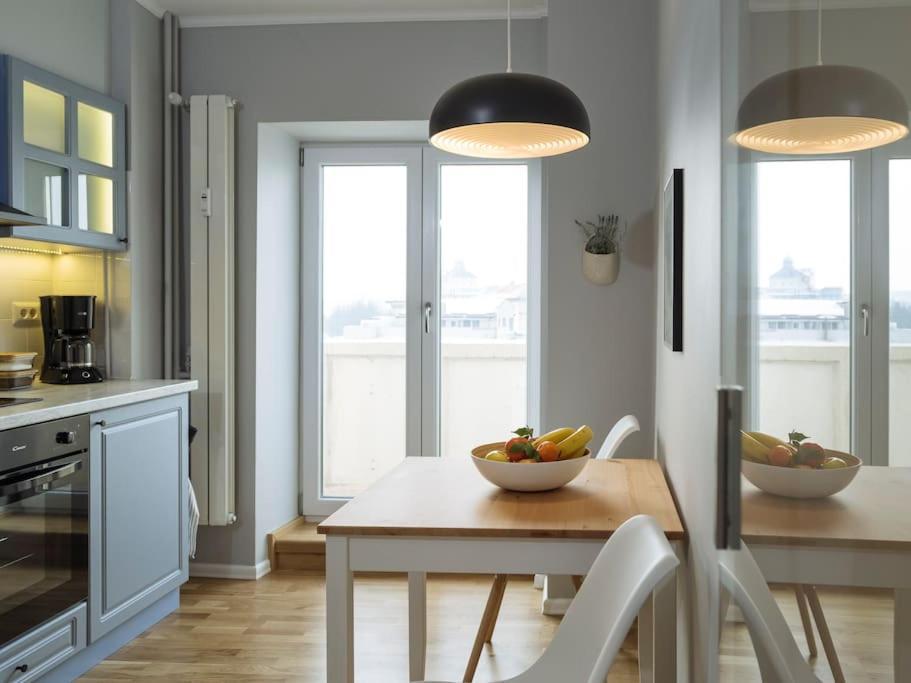 Good Vibes Central Apartment Бухарест Экстерьер фото